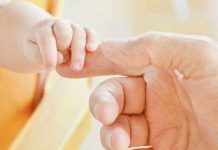 Рождаемость в Японии в 2025 году может установить антирекорд с конца XIX века