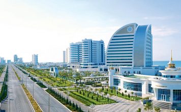 Президент Туркменистана поручил усилить меры безопасности на конференции ООН в Авазе