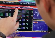 5-nji martda göçme birža söwdasy geçiriler