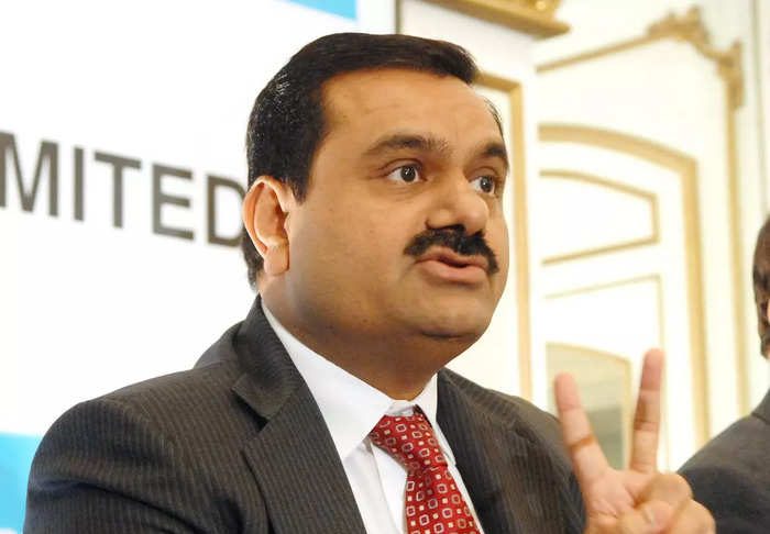 “Bloomberg”: Adani Aziýanyň iň baý adamy boldy
