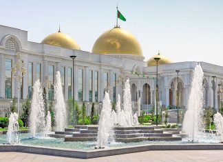 Сердар Бердымухамедов помиловал 463 гражданина Туркменистана