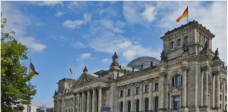 Germaniýanyň ilaty 100 müň adam azaldy