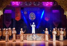 Teatrlarynda 13 — 15-nji oktýabrda görkeziljek sahna oýunlary