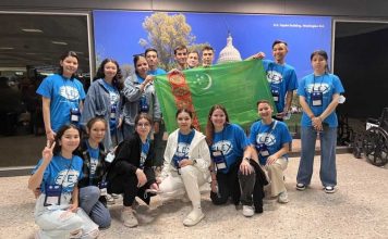 Туркменские школьники могут участвовать в программе обмена FLEX на 2024-2025 учебный год