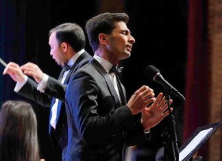 В Ашхабаде состоялся сольный концерт Бегенча Мошшиева