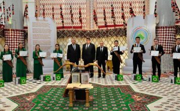 В Туркменистане стартовал конкурс «Юные вестники мира»