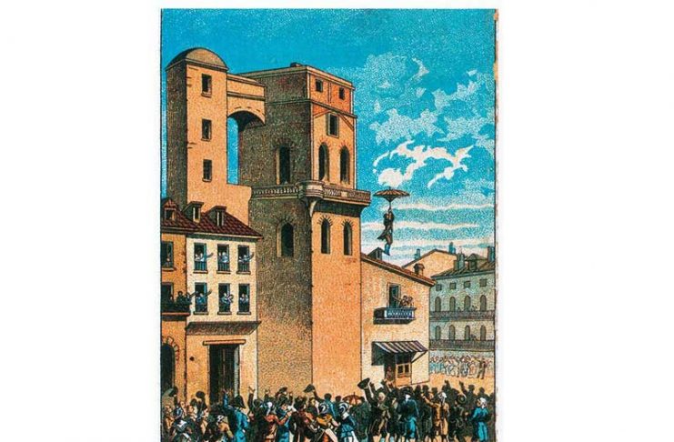 Ilkinji gezek paraşýutdan bökülýär