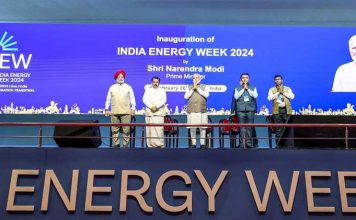 Индия инвестирует 67 млрд долларов в энергетический сектор в ближайшие пять-шесть лет — премьер-министр