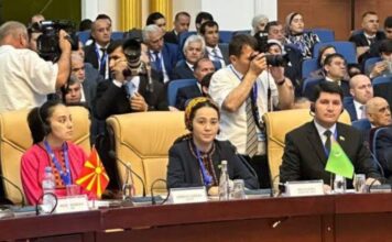 Делегация Туркменистана приняла участие в международном форуме парламентариев в Душанбе