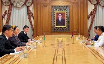Председатель Меджлиса встретилась с Послом Королевства Камбоджа в Туркменистане