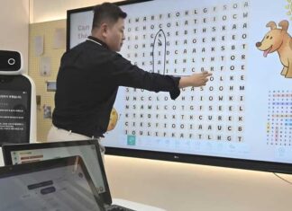 LG и Samsung разрабатывают умные учебники для школ Южной Коре