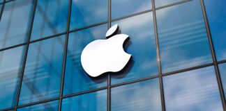 “Apple” ýene-de sanawyň başynda