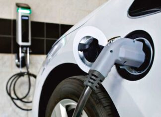 Iri awtoöndürijiler elektromobil meýilnamalaryny gysgaltdylar