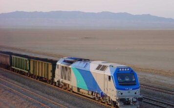 Пакистан запустит грузовой поезд в Россию через Туркменистан
