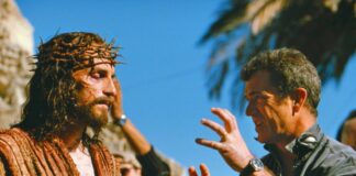 Mel Gibson meşhur filminiň dowamyny surata düşürer