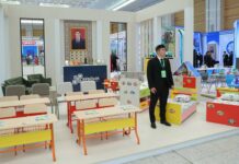 В Ашхабаде открылась выставка экономических достижений страны