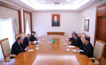 В Ашхабаде прошло торжественное собрание в честь Независимости и Нейтралитета страны