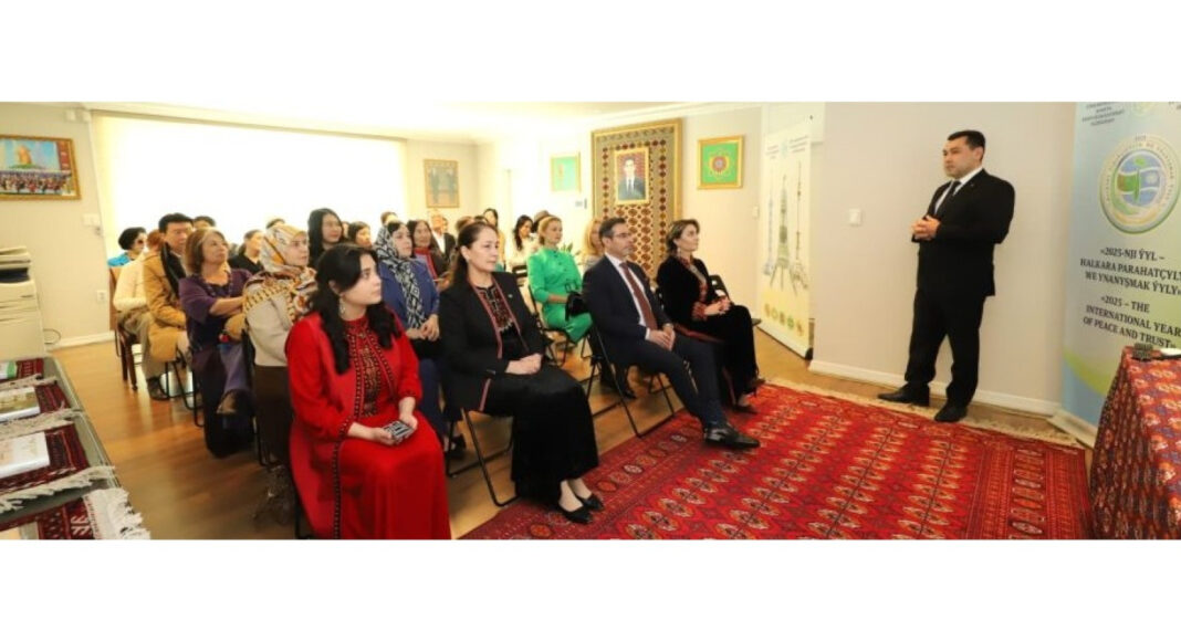 Türkmenistanyň Koreýa Respublikasyndaky Ilçihanasy dabaraly çäre geçirdi