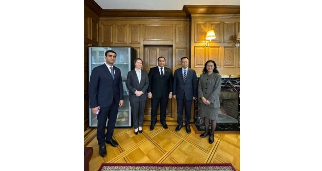 Türkmenistanyň wekiliýeti BSG we ADB forumyna gatnaşdy