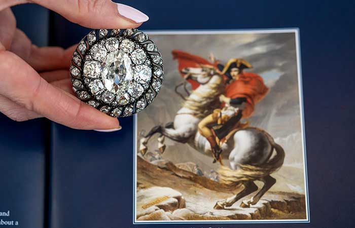 A-brooch-lost-by-Napoleon-at-Waterloo-was-sold-for-14-times-its-estimated-value