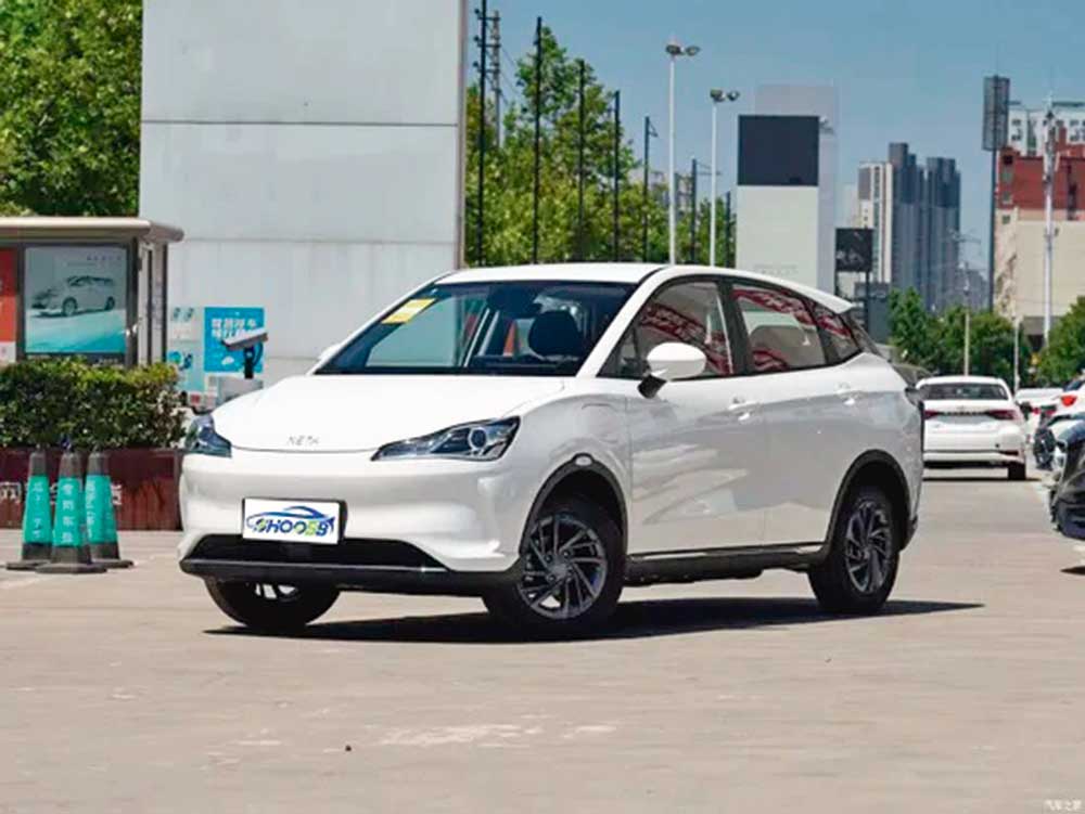 Electric-Vehicles-Neta-V-Right-Hand-Traffic-Car