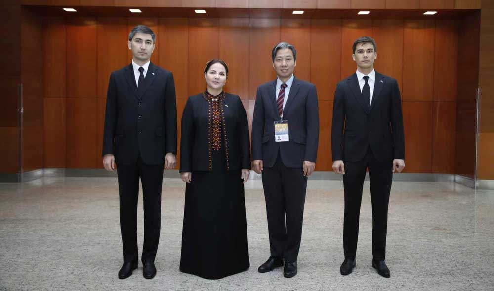 Meeting-of-the-Turkmen-Delegation-with-the-Leadership-of-the-CLEC