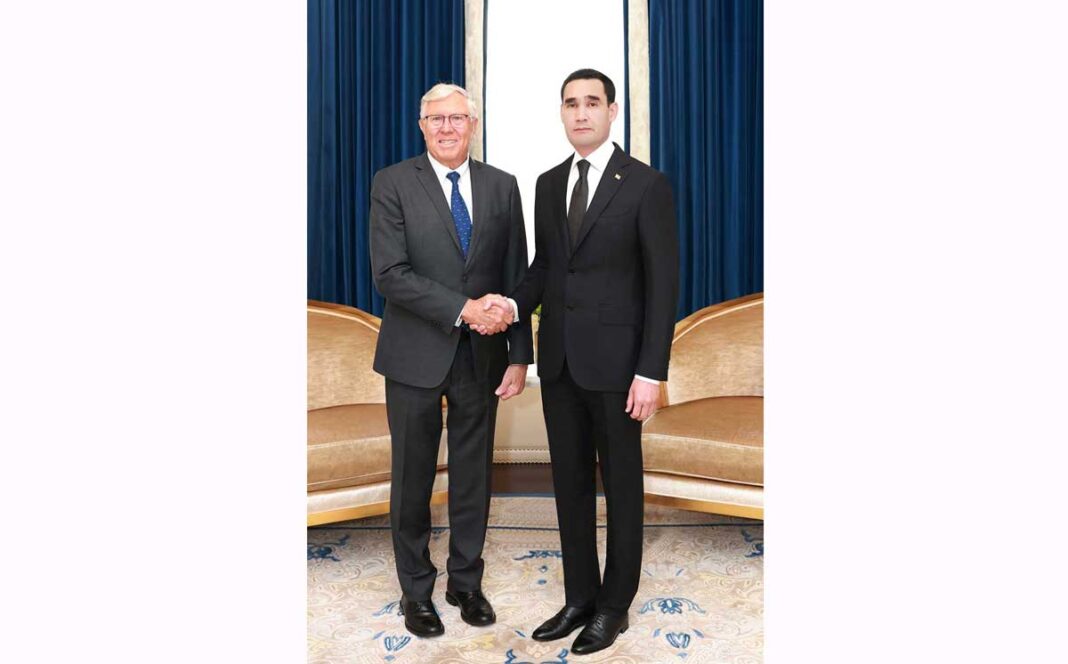 Serdar-Berdimuhamedov-Nicklaus-Сompanies-Jon-Riz