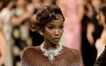 «Моделью года — 2025» стала «живая кукла»