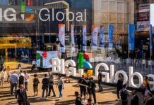 Делегация Туркменистана участвует в строительной выставке в Дубае