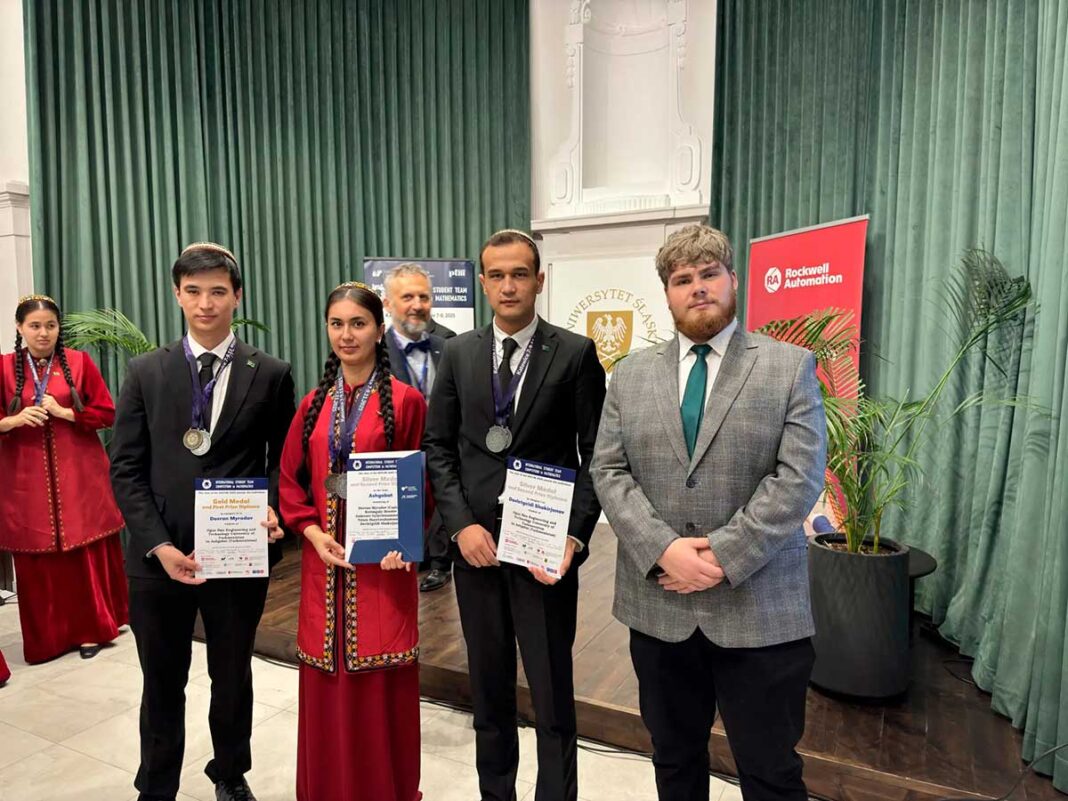 poland-turkmen-student-польша