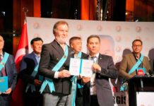 Туркменские художники получили награды Академии художников тюркского мира