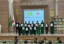 Ашхабадской школе подарены книги от японской ассоциации «Касуми Кайкан»