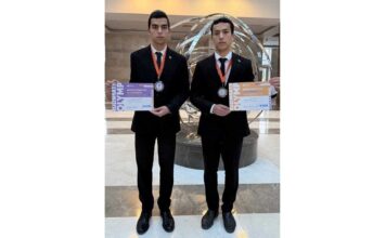 Туркменские студенты победители международной математической олимпиады в Москве