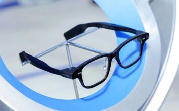 Alibaba выпустила очки Quark AI