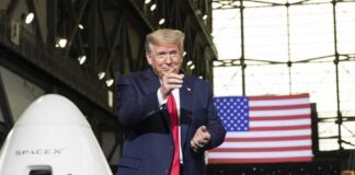 Tramp kosmosy özleşdirmek baradaky karara gol çekdi