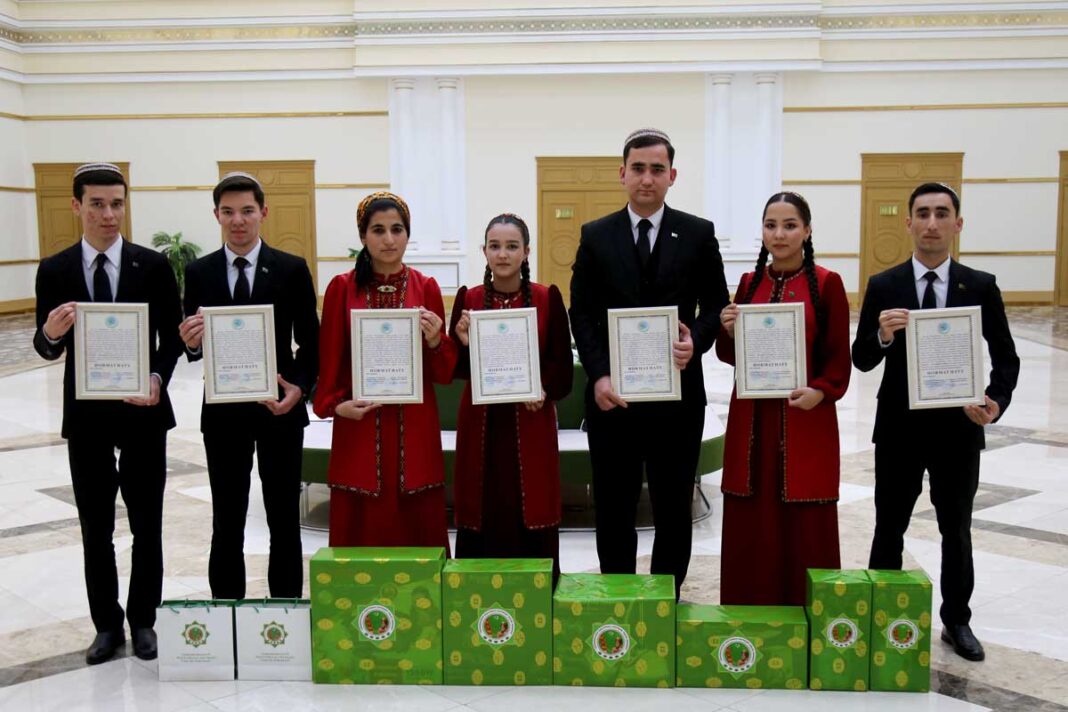 edebiyat-dost-doganlyk-basleshik-5X2A1730