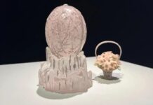 Яйцо Фаберже продано на лондонском аукционе за рекордные 30 миллионов долларов