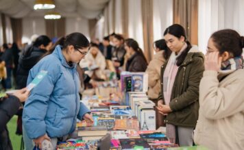 В Ашхабаде провело ежегодную книжную ярмарку