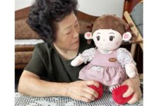 Ýalňyz pensionerler üçin robot agtyk