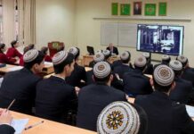 Туркменский институт молодых дипломатов обсудил роль нейтралитета в международных отношениях