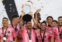 Ýene bir kubok Lionel Messiniň ellerinde asmana göterildi