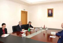 Посол Латвии в Туркменистане вручил копии верительных грамот