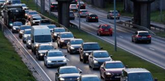 Ýewropa Komissiýasy içinden otlanýan hereketlendirijili awtoulaglaryň satuwyna girizilen gadagançylygy ýatyrdy