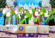 Ýaş estrada aýdymçylaryň «Ýylyň parlak ýyldyzy» bäsleşiginiň jemleýji tapgyry geçirildi