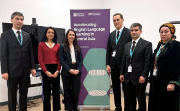 Руководители вузов Туркменистана проходят международное обучение в Кембридже