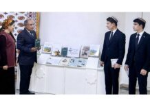 Daňatar Öwezowyň doglan güniniň 115 ýyllygy mynasybetli çäre geçirildi