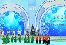 Gulbaba adyndaky çagalar baýragynyň ýeňijilerini sylaglamak dabarasy geçirildi