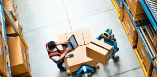 Adamsypat robotlar işlär