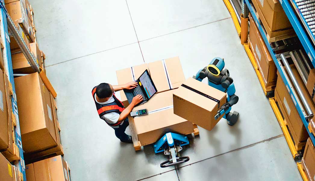 hyundai-robot-worker