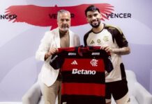 Braziliýaly futbolçy 7 ýyldan soň ilkinji klubuna dolandy